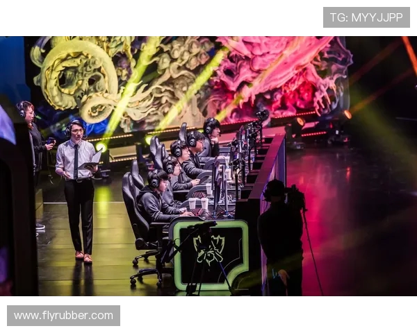 英雄联盟最新实力榜单揭晓RNG战队强势领跑TOP10排名