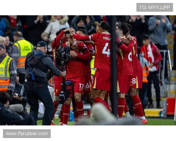 利物浦与切尔西激战回顾赛场精彩瞬间与关键事件全记录