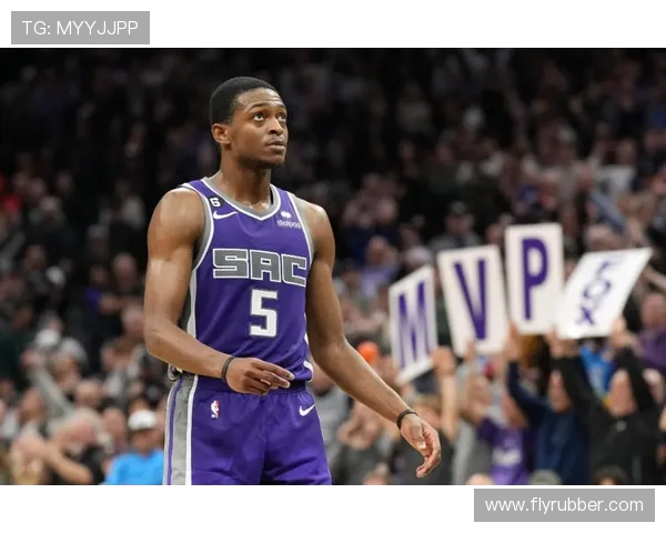 德阿隆福克斯如何在NBA赛场上展现领导力与竞技精神