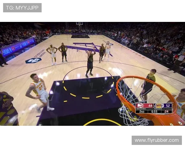 湖人队与老鹰队精彩对决回顾及比赛亮点分析