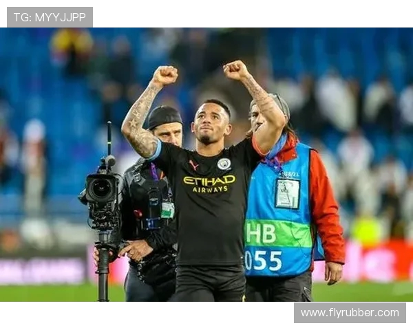 热苏斯的足球之路：从巴西小镇到欧洲顶级联赛的传奇旅程